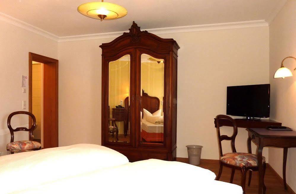 Historisches Genusshotel Loewen 肖普海姆 外观 照片