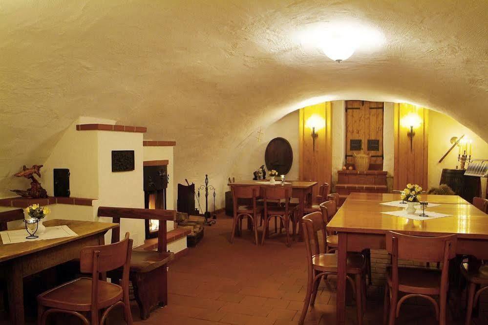 Historisches Genusshotel Loewen 肖普海姆 外观 照片