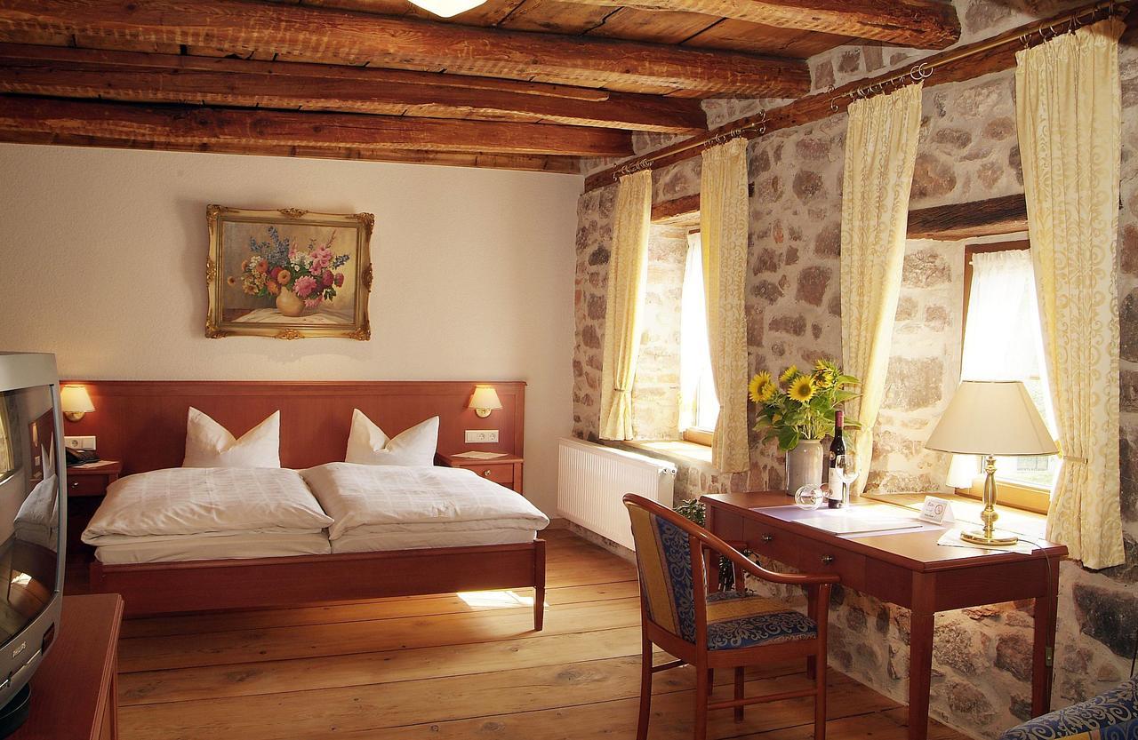 Historisches Genusshotel Loewen 肖普海姆 客房 照片