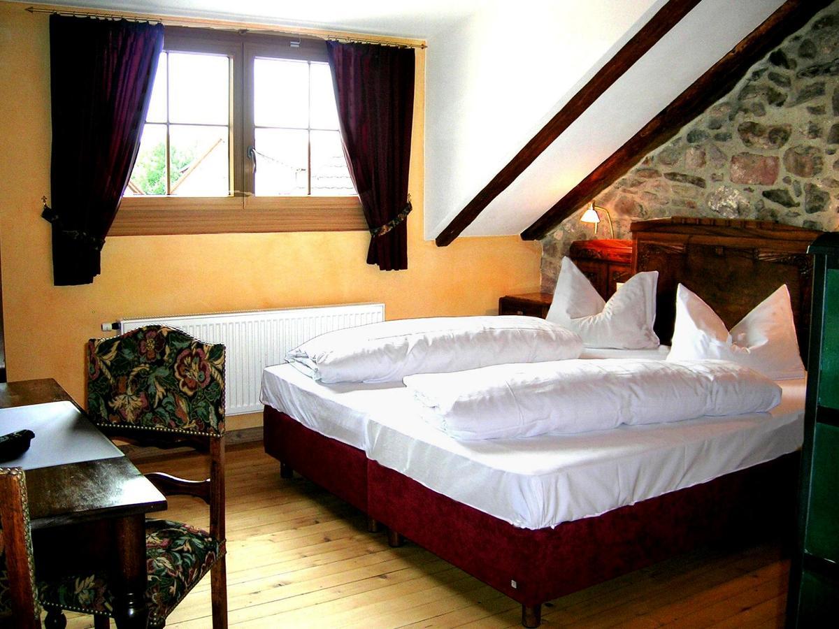 Historisches Genusshotel Loewen 肖普海姆 外观 照片