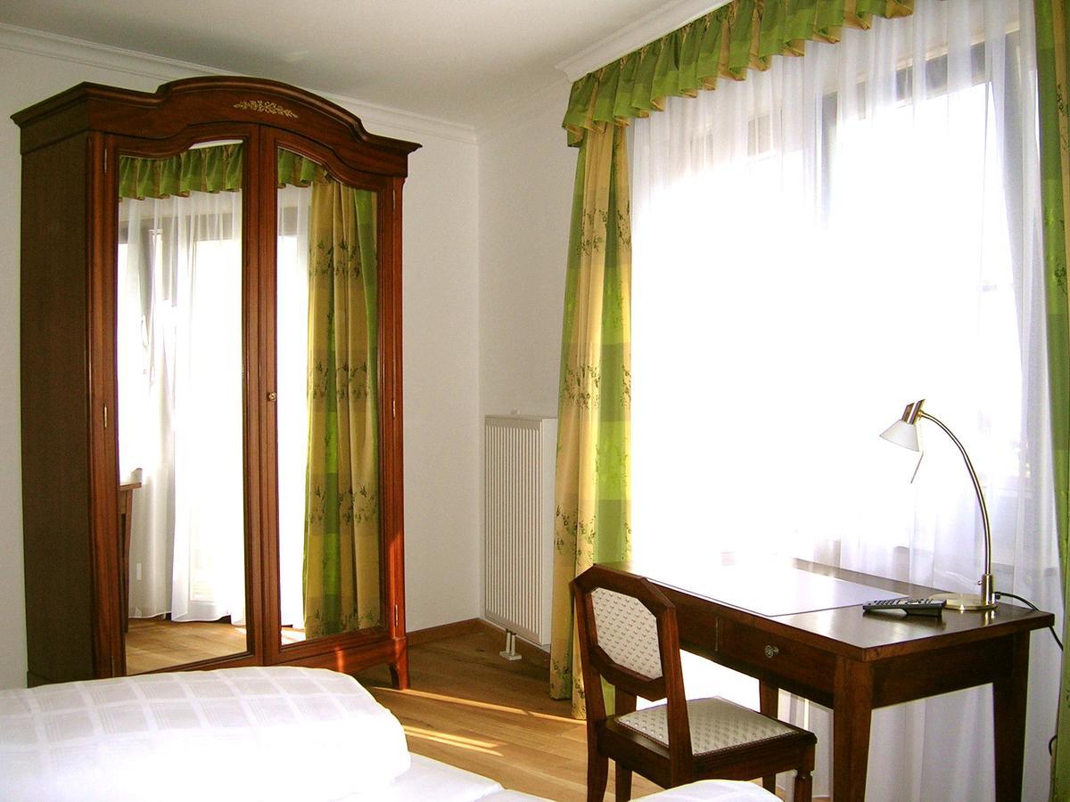 Historisches Genusshotel Loewen 肖普海姆 外观 照片
