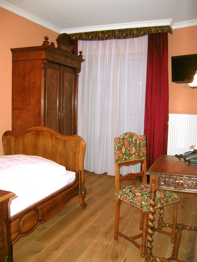Historisches Genusshotel Loewen 肖普海姆 外观 照片